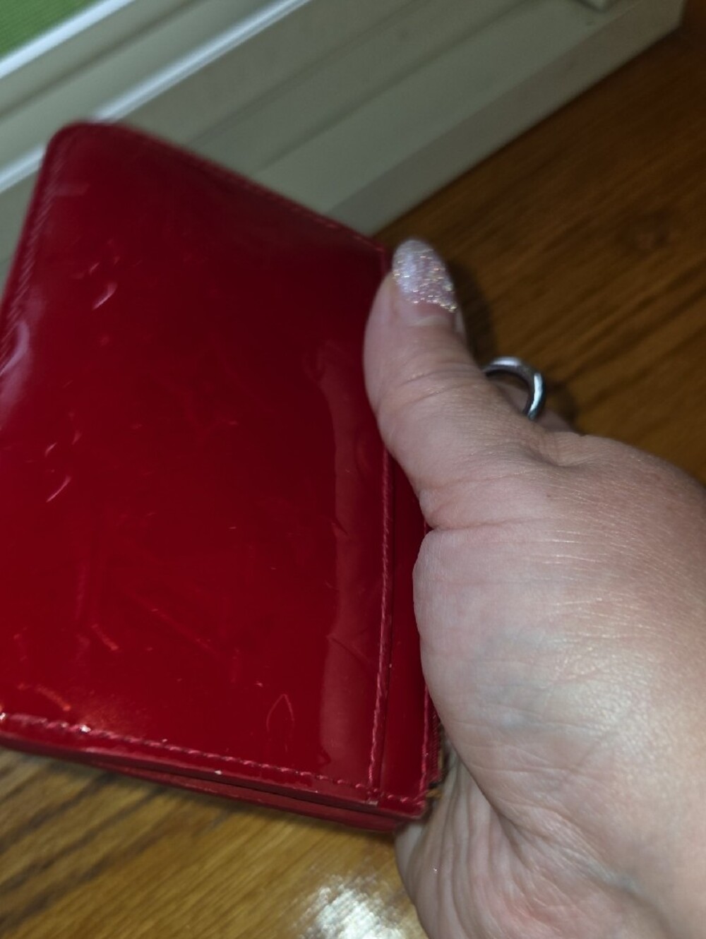 Louis Vuitton Red Patent Zip Key Pouch with Gold Hardware. With  A Dustbag - Picture 7 of 8